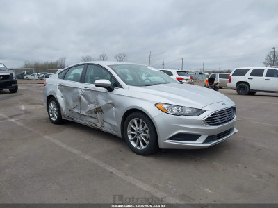 Ford Fusion 2017 3FA6P0HD9HR270147