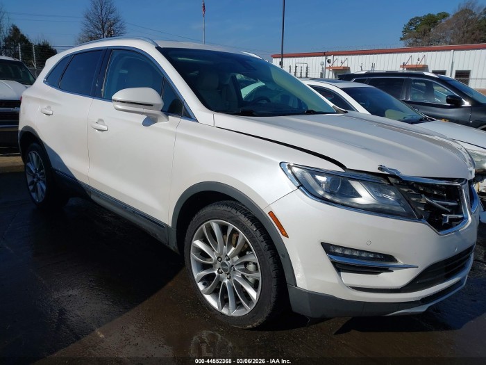 Lincoln Mkc 2017 VIN 5LMCJ3C93HUL55568