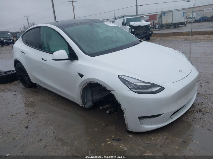 Tesla Model y 2022 VIN 7SAYGAEE4NF362756