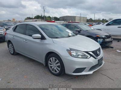Nissan Sentra 2017 3N1AB7AP8HY337779