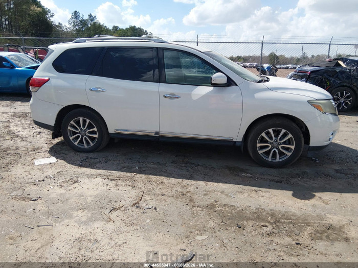 Nissan Pathfinder 2014 VIN 5N1AR2MN4EC612201