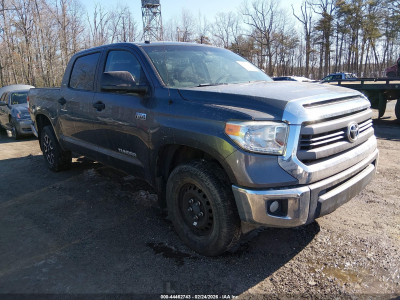 Toyota Tundra 2014 5TFDY5F1XEX368305