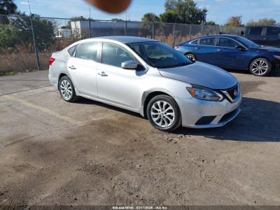 Nissan Sentra 2018 3N1AB7AP5JY217458