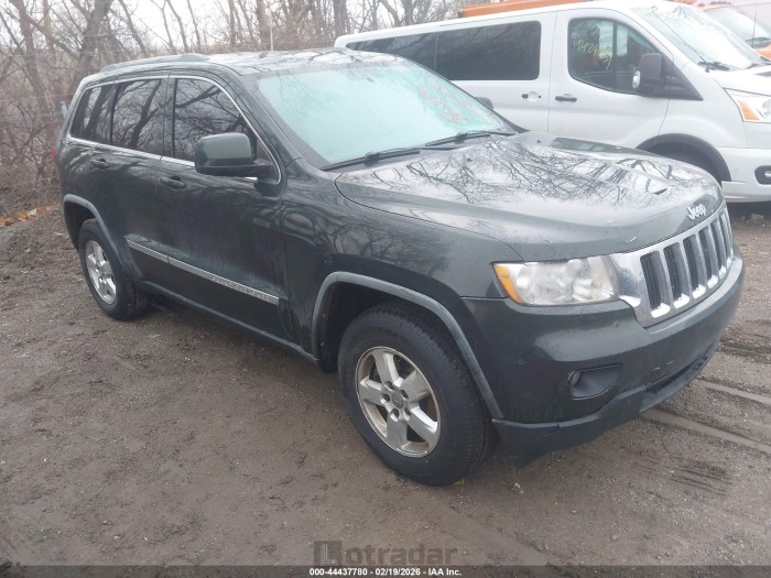 Jeep Grand cherokee 2011 VIN 1J4RR4GG3BC567063