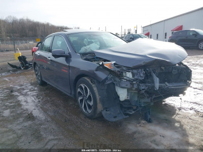 Honda Accord 2016 1HGCR3F06GA018262
