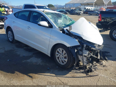 Hyundai Elantra 2019 5NPD74LF0KH475254