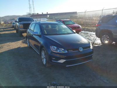 Volkswagen Golf 2017 3VWM17AU8HM542817