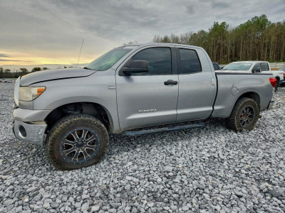 Toyota Tundra 2010 5TFUM5F1XAX003550