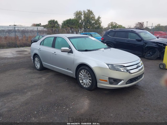 Ford Fusion 2012 VIN 3FADP0L35CR203656