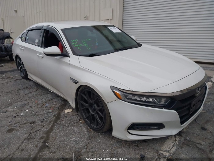 Honda Accord 2018 VIN 1HGCV1E38JA187122