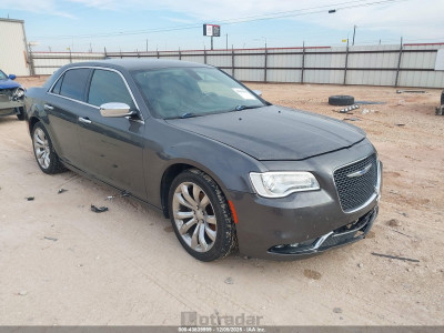 Chrysler 300 2019 2C3CCAEG2KH528559
