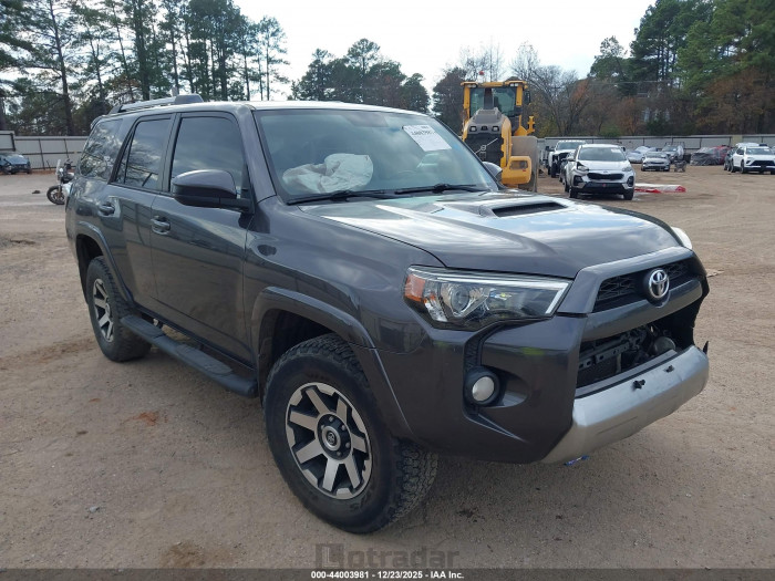 Toyota 4runner 2018 VIN JTEBU5JR4J5501707