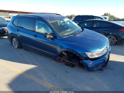 Volkswagen Tiguan 2018 3VV1B7AX9JM050639