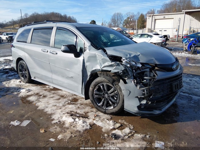 Toyota Sienna 2024 VIN 5TDCSKFC4RS114923