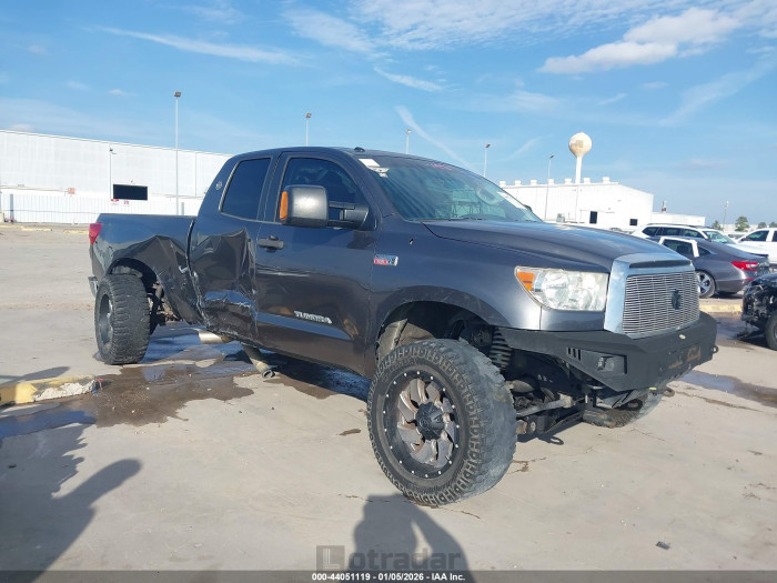 Toyota Tundra 2013 VIN 5TFUW5F18DX305613