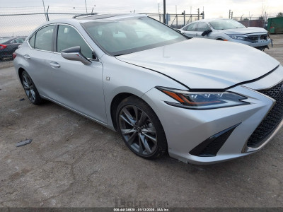 Lexus ES 2019 58ABZ1B1XKU004938
