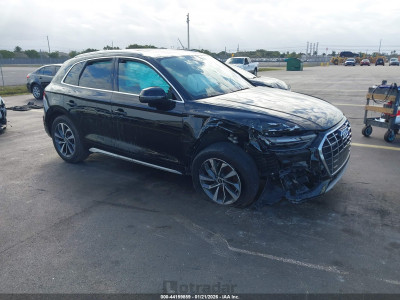 Audi Q5 2021 WA1AAAFY7M2075643