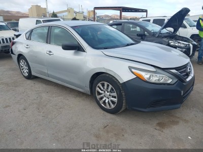 Nissan Altima 2017 1N4AL3AP5HN305748