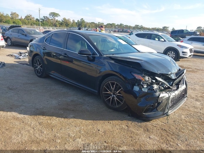 Toyota Camry 2021 VIN 4T1T11AK5MU564799