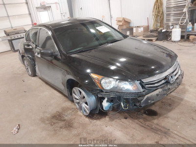 Honda Accord 2011 1HGCP3F82BA030882