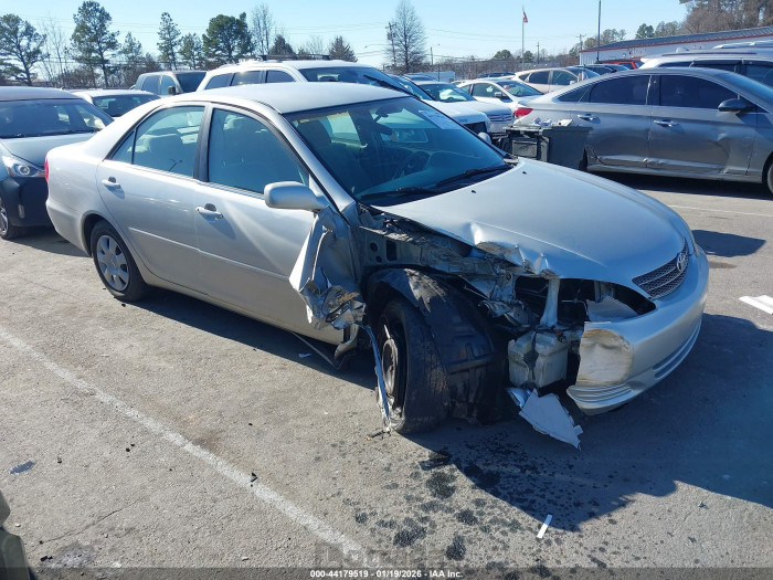 Toyota Camry 2004 VIN 4T1BE32KX4U921713