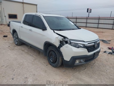 Honda Ridgeline 2018 5FPYK3F78JB010076