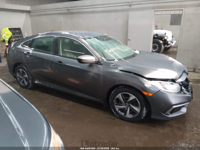 Honda Civic 2019 19XFC2F66KE004704