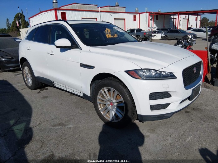 Jaguar F-pace 2018 VIN SADCK2FN0JA298345