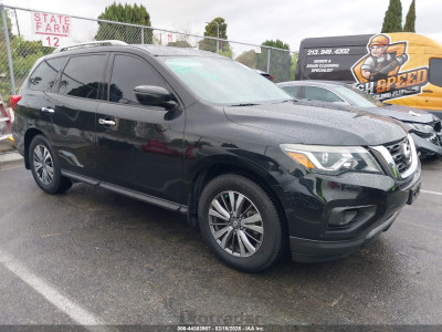 Nissan Pathfinder 2018 5N1DR2MN9JC625081