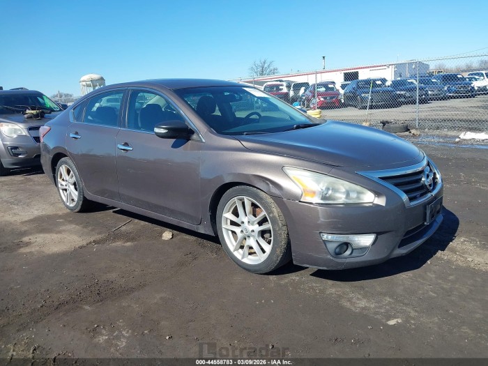 Nissan Altima 2013 VIN 1N4BL3APXDC119956
