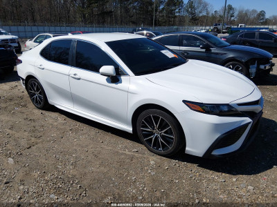 Toyota Camry 2021 4T1G11AKXMU427102