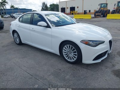 Alfa romeo Giulia 2022 ZARFAMAN5N7660726