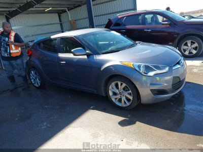 Hyundai Veloster 2016 KMHTC6AD4GU269755