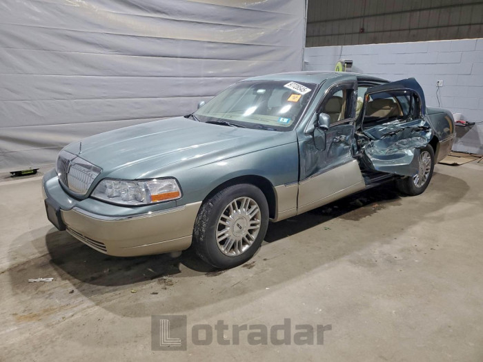 Lincoln TOWN CAR 2006 VIN 1LNHM83W86Y626567
