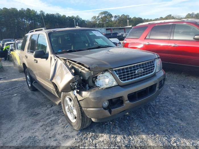 Ford Explorer 2004 VIN 1FMZU63K84UA08384