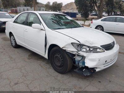 Toyota Camry 2002 JTDBE32KX20110924