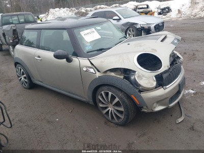 Mini Cooper 2010 VIN WMWMF7C5XATX45206