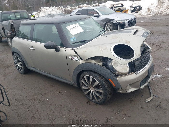 Mini Cooper 2010 VIN WMWMF7C5XATX45206