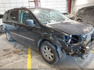 Chrysler Town & country 2010 2A4RR8D11AR381051