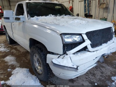 Chevrolet Silverado 2004 VIN 1GCHK24204E297266