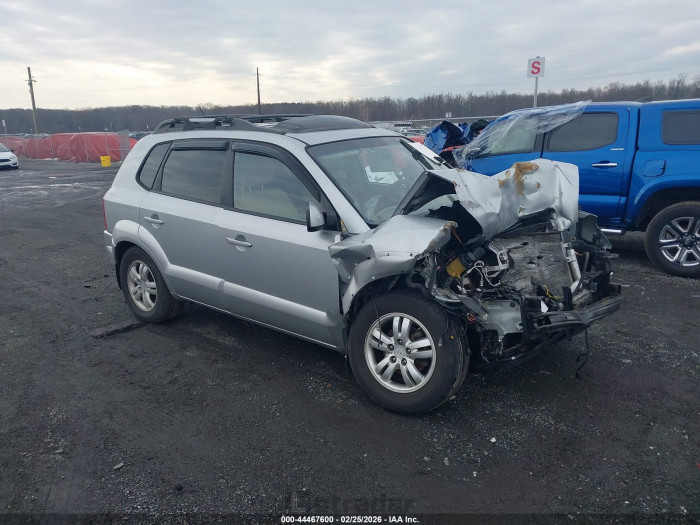 Hyundai Tucson 2008 VIN KM8JN72D28U896025