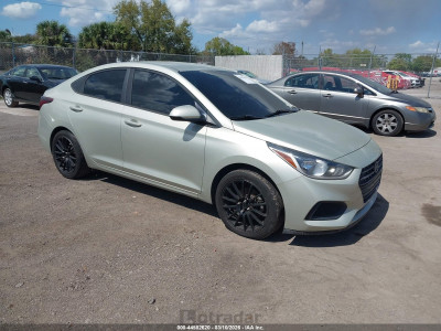 Hyundai Accent 2019 3KPC24A33KE048464