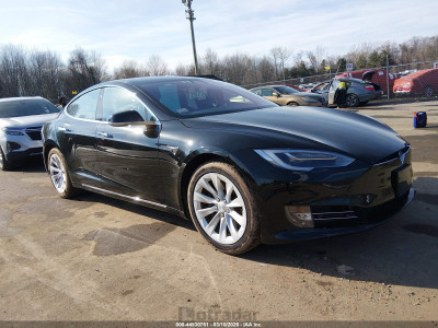 Tesla Model s 2017 5YJSA1E10HF210494
