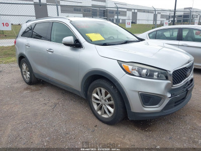 Kia Sorento 2016 5XYPG4A57GG108499