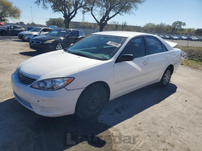 Toyota Camry 2005 4T1BE32K05U017550