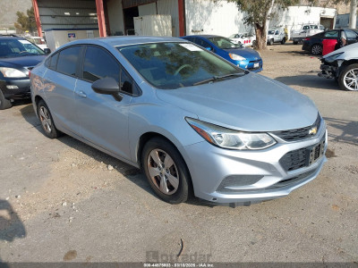 Chevrolet Cruze 2018 1G1BC5SM7J7178681