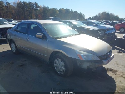 Honda Accord 2004 1HGCM56334A028344