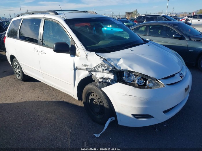 Toyota Sienna 2009 VIN 5TDZK23C69S275935