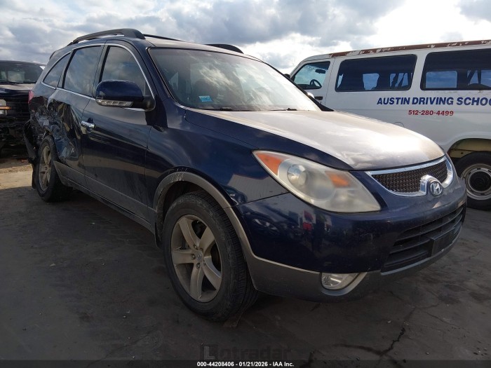 Hyundai Veracruz 2010 VIN KM8NU4CC9AU136012