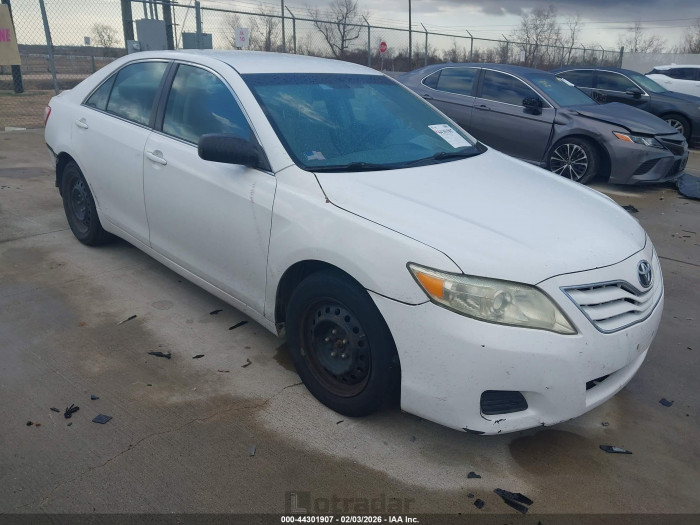 Toyota Camry 2011 VIN 4T1BF3EK2BU682003